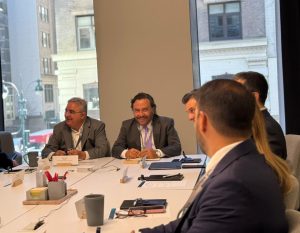Claudio Vidal comenzó su agenda en Nueva York para mostrar el potencial productivo de Santa Cruz