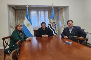 Claudio Vidal impulsa una inversión millonaria en Jaramillo-Fitz Roy "para generar trabajo y turismo”
