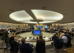 Vidal mostró en Canadá las oportunidades de inversión que ofrece Santa Cruz