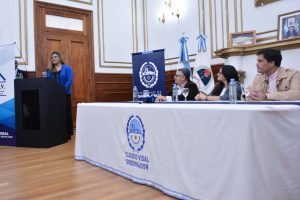El Gobierno entregó 25 terrenos y anticipó la inauguración de la guardia pediátrica del Hospital de Río Gallegos