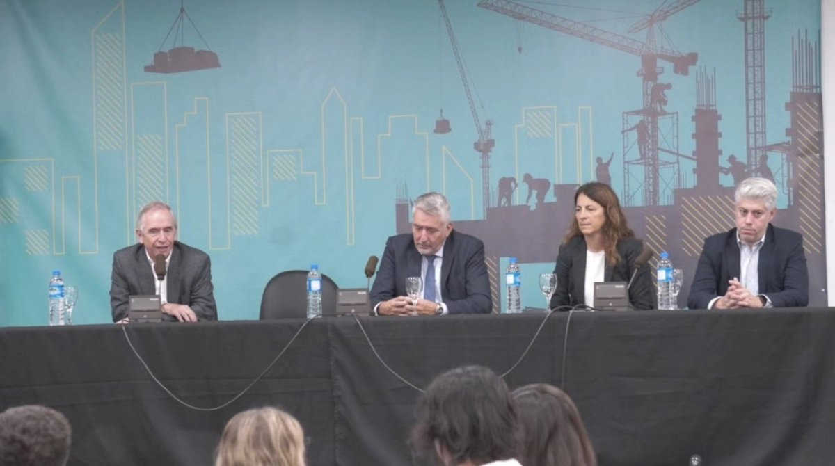 Santa Cruz estuvo presente en el Encuentro del Compromiso Federal por la Matemática