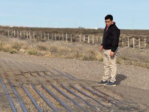 Vidal impulsa la vuelta del tren en Santa Cruz: recorrió las obras en Jaramillo y almorzó con trabajadores de YCRT