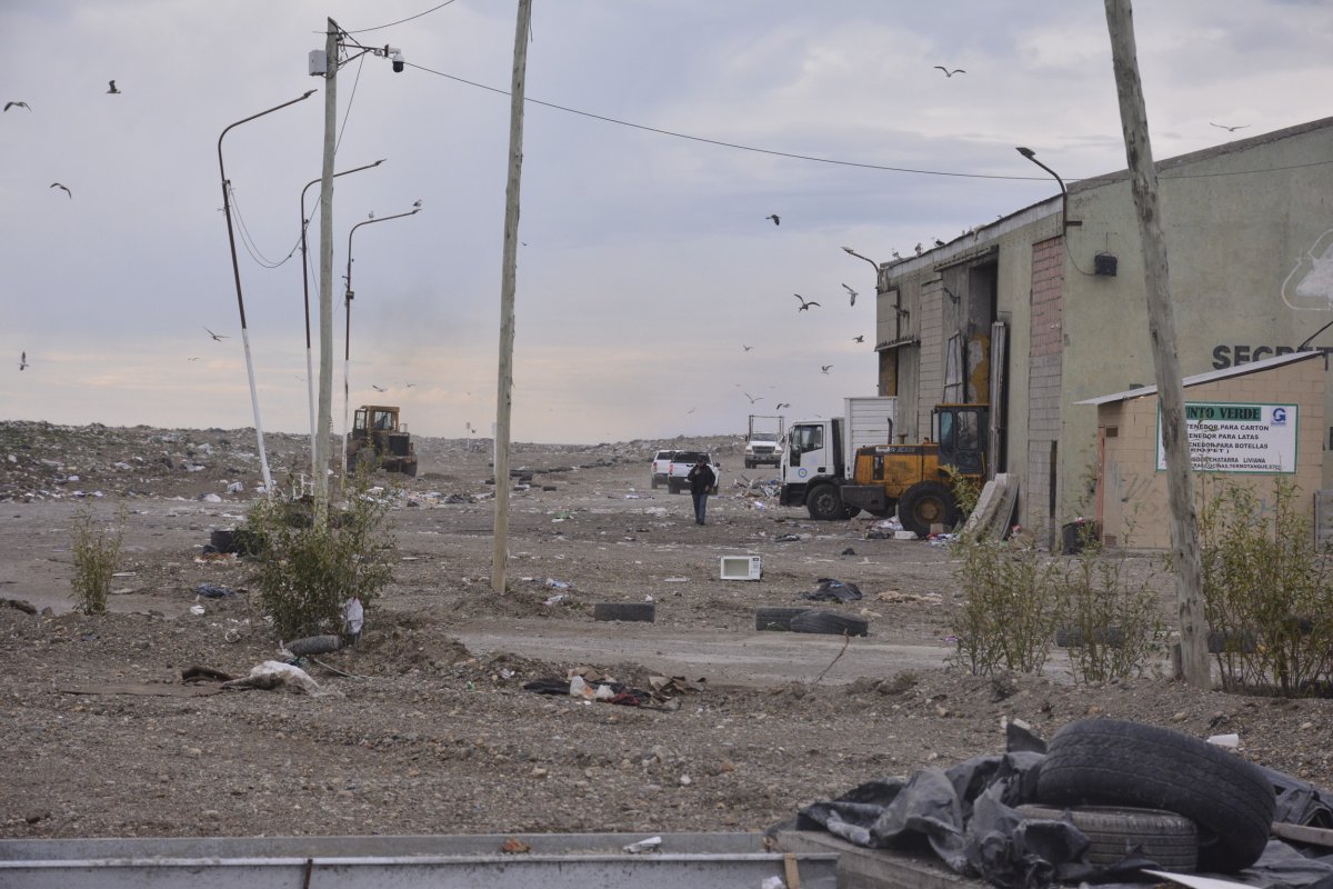 Basural de Río Gallegos: la Justicia le dio 20 días al municipio para presentar un plan concreto y evitar sanciones