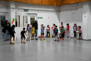 Comenzaron las jornadas de fútbol mixto en el CIC del Carmen