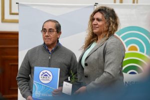 El Gobierno entregó títulos de propiedad a 23 familias de Río Gallegos