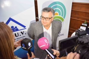 Tras años de espera, 23 familias de Río Gallegos recibieron los títulos de propiedad de sus viviendas