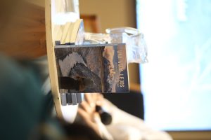 Literatura, música y poesía patagónica marcaron la jornada de Santa Cruz en la Feria del Libro