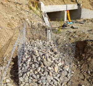 Vialidad Provincial realizó obras de protección en la Ruta 40 para mejorar la seguridad vial