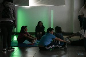 “Volvimos a jugar”: familias y comunidad se reunieron en la Biblioteca Lenzi para una jornada sensorial e inclusiva