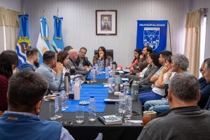 Piedra Buena inicia la elaboración de su Convenio Colectivo Municipal con acompañamiento del Gobierno provincial