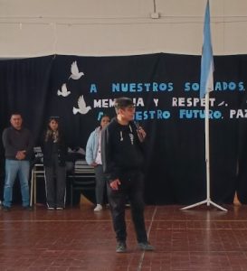 Más amor, menos abandono: La Escuela N° 43 transformó el Día del Animal en una lección de vida