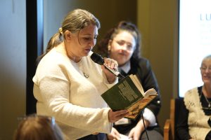 Feria Internacional del Libro de Buenos Aires: Homenajearon a Flora Rodríguez de Lofredo en el stand del Ente Cultural Patagonia