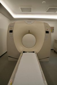 El Gobierno de Santa Cruz inauguró la Sala de Tomografía del hospital de Río Turbio