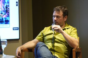 De Perito Moreno a El Calafate: Santa Cruz presentó historia y narrativa en la FILBA 2026