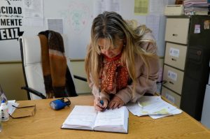 El Gobierno provincial entregó nuevos equipos de calefacción a la Escuela N° 53 de Las Heras