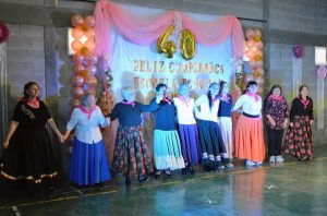 La Escuela Especial N° 5 de El Calafate celebró sus 40 aniversarios junto a la comunidad