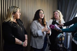 Stur: “Somos un solo equipo y los medios públicos son clave para garantizar la comunicación en Santa Cruz”