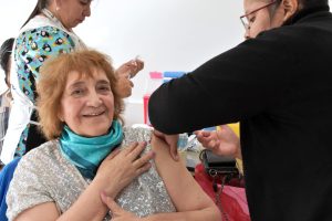 Salud llevó adelante una jornada de vacunación antigripal en Río Gallegos