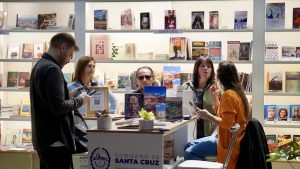 “De anhelos” sumó poesía y prosa santacruceña en la decimotercera jornada de la FILBA 2026