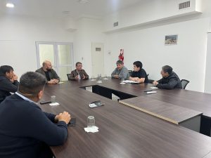 Reafirmaron el compromiso de priorizar la mano de obra santacruceña en los puestos laborares que se generen en la provincia