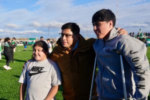 Claudio Vidal inauguró una cancha de césped sintético en Gobernador Gregores y refuerza la inversión deportiva en Santa Cruz