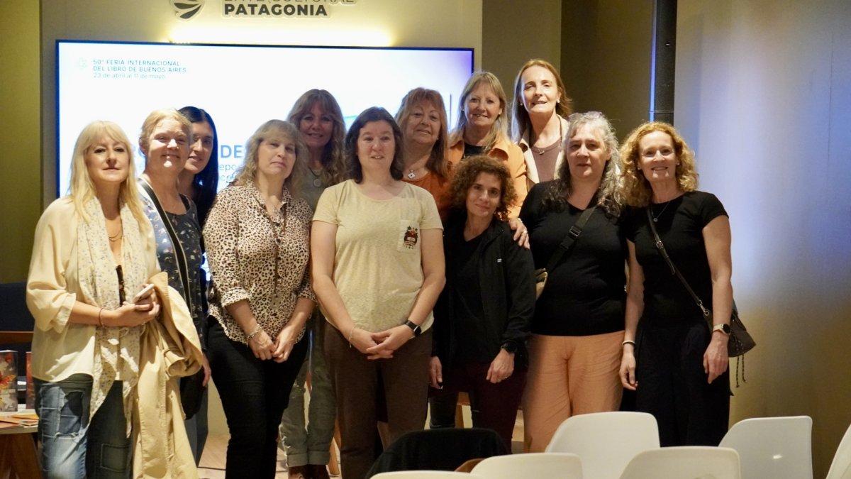 Santa Cruz fortaleció su presencia en la FILBA 2026 con poesía y patrimonio digital