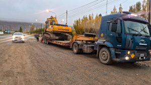 Vialidad Provincial asistió en el traslado de maquinaria para el Consejo Agrario Provincial