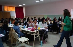 Docentes de 28 de Noviembre participaron de un espacio de diálogo, intercambio y reflexión en torno al contexto actual