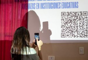 Docentes de 28 de Noviembre participaron de un espacio de diálogo, intercambio y reflexión en torno al contexto actual
