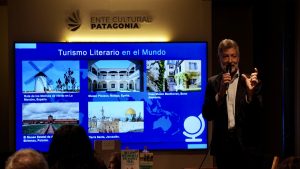Catriel Miño emocionó con Viaje al Basilisco en una nueva jornada de la FILBA 2026