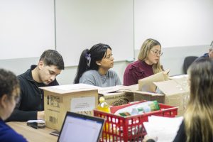 Políticas alimentarias: se realizó la apertura de sobres para la licitación de módulos alimentarios y del programa “Crecer con Sabor”