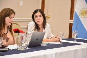Santa Cruz propone profesionalizar el voluntariado espiritual con una nueva Ley de Capellanías
