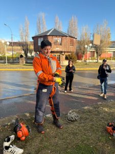 El Consejo Agrario Provincial llevó adelante un taller de poda y formación forestal en 28 de Noviembre