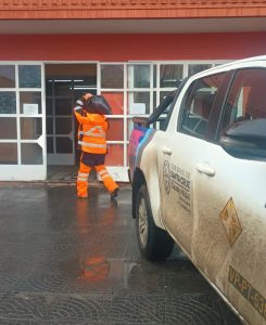 Vialidad Provincial culminó con la distribución de sal para instituciones de la Cuenca Carbonífera