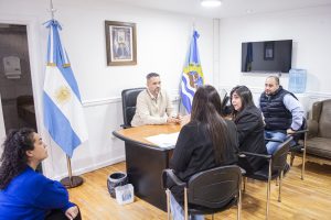 Desarrollo Social firmó convenio del Programa PAINA con la Comisión de Fomento de Tres Lagos