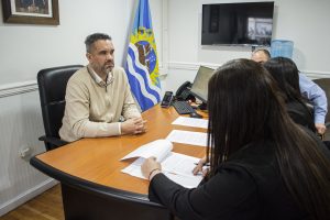Desarrollo Social firmó convenio del Programa PAINA con la Comisión de Fomento de Tres Lagos