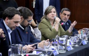 COFESA: Acuerdo Federal para fortalecer el sistema sanitario y optimizar entrega de medicamentos y vacunas