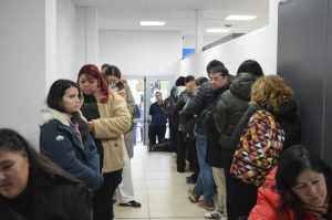 Más de 130 trabajadores de la Educación presentaron sus planillas para el sorteo de viviendas en Río Gallegos