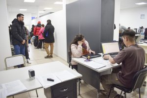 Continúa habilitado el punto de atención en el Consejo Provincial de Educación para que docentes y auxiliares inicien carpetas del IDUV