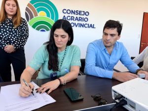 La Provincia renovó el convenio con YCRT para garantizar carbón a precio promocional para productores