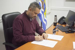 Niñez:   Desarrollo Social firmó convenio PAINA con el Municipio de Caleta Olivia
