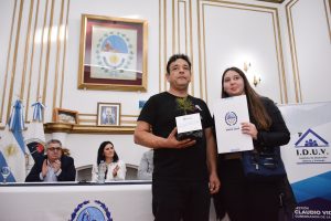 Jóvenes santacruceños accedieron a terrenos y comenzaron el camino hacia la casa propia