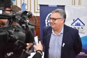 Marcelo De La Torre: “Queremos que las familias santacruceñas puedan tener viviendas dignas y con servicios”