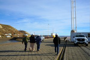 Ricci recorrió el Puerto de Punta Quilla y destacó el movimiento operativo registrado