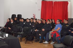 Seguridad fortalece la formación policial con una capacitación sobre criminalística y criminología