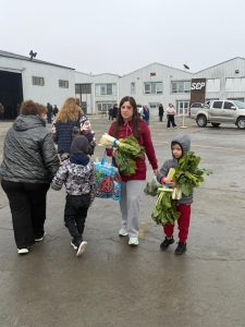 Más de 400 familias ya compraron en la primera jornada minorista en el Mercado Concentrador Patagónico de Río Gallegos