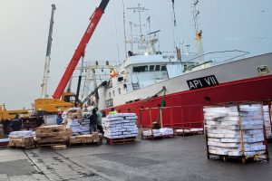 Claudio Vidal impulsa la reconstrucción del puerto de Puerto Deseado con una millonaria inversión provincial