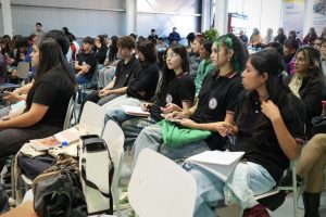 Estudiantes de escuelas técnicas de Caleta Olivia participaron del 2° Foro Portuario Marítimo