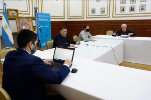 El Gobierno presentó los decretos 890 y 891 ante intendentes y comisionadxs de fomento