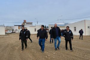 Claudio Vidal recorrió obras e instituciones de Puerto Santa Cruz y reafirmó el compromiso con el desarrollo local